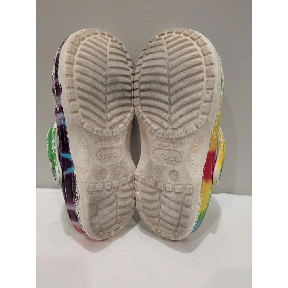 CROCS Tie Dye Print Classic Unisex Clogs| Slipper SIZE  J6 Unisex